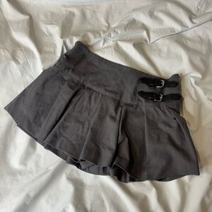 Grey Drop Waist Mini Pleated Skirt Buckle Detail